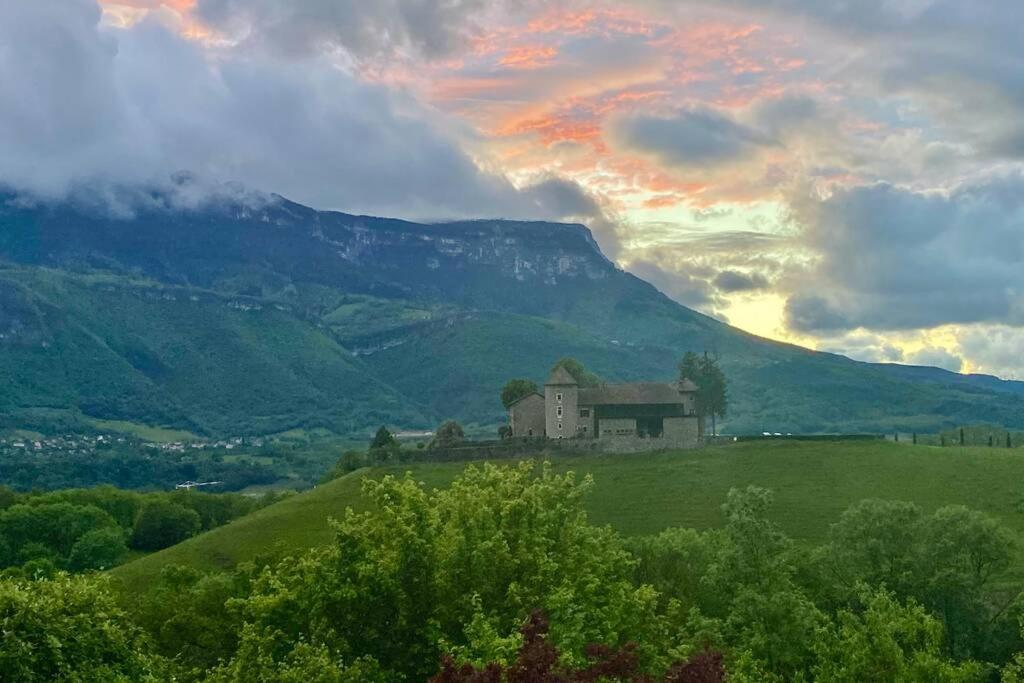 Appartement Au calme avec vue magnifique à Saint Maximin Extérieur photo