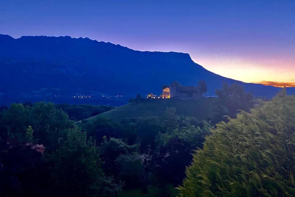Appartement Au calme avec vue magnifique à Saint Maximin Extérieur photo